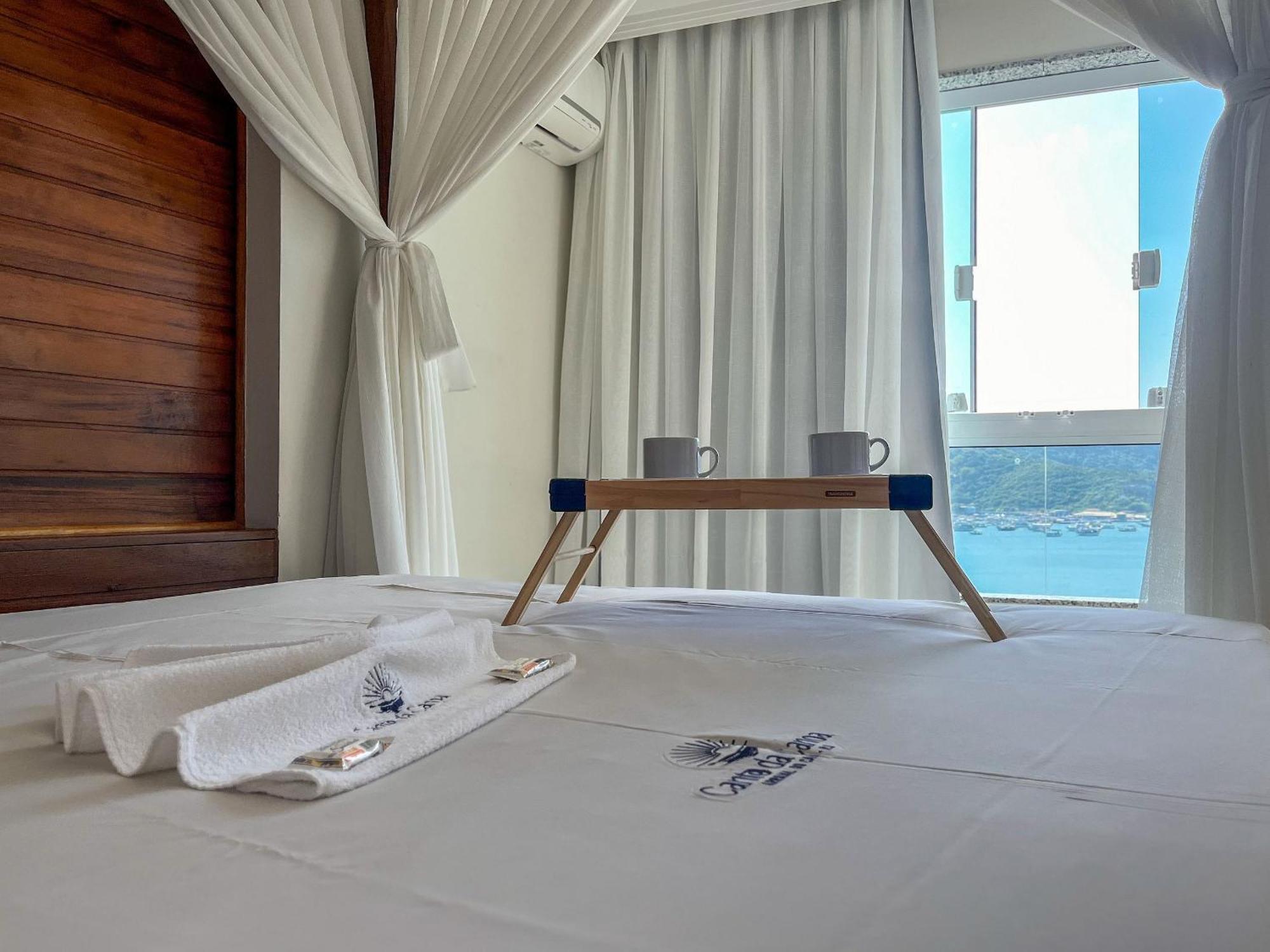 Canto Da Canoa Suites *
